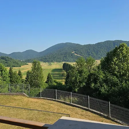 Chaletu Komforna Planinska Kuca Za Odmor Mrkopalj