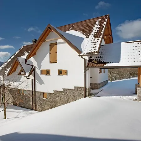 Komforna Planinska Kuca Za Odmor Chaletu Mrkopalj