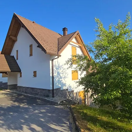Komforna Planinska Kuca Za Odmor Chalet Mrkopalj