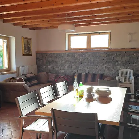 Komforna Planinska Kuca Za Odmor *