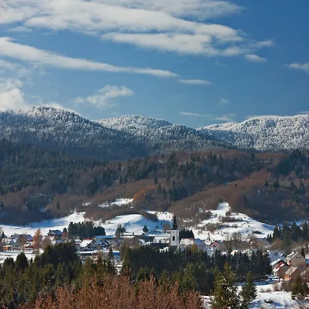 Komforna Planinska Kuca Za Odmor