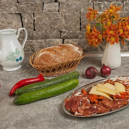 Komforna Planinska Kuca Za Odmor * Mrkopalj